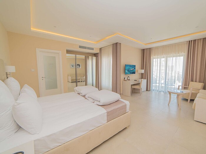 Penthouse mit Privatpool | Maritim Antonine Hotel & Spa Malta