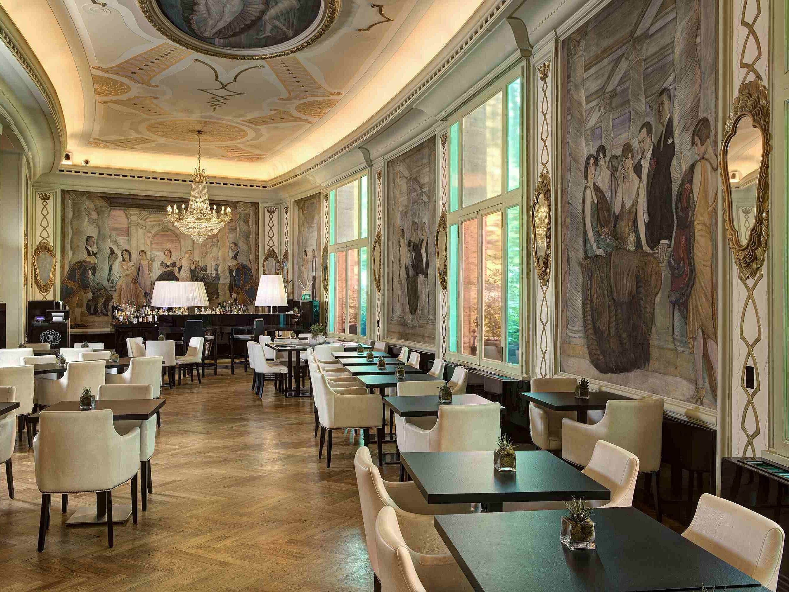 Cadorin Restaurant und Lounge Bar | Grand Hotel Palace Rome 